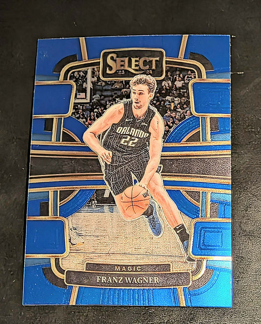 2023-24 Panini Select #17 Franz Wagner Blue Prizm Orlando Magic